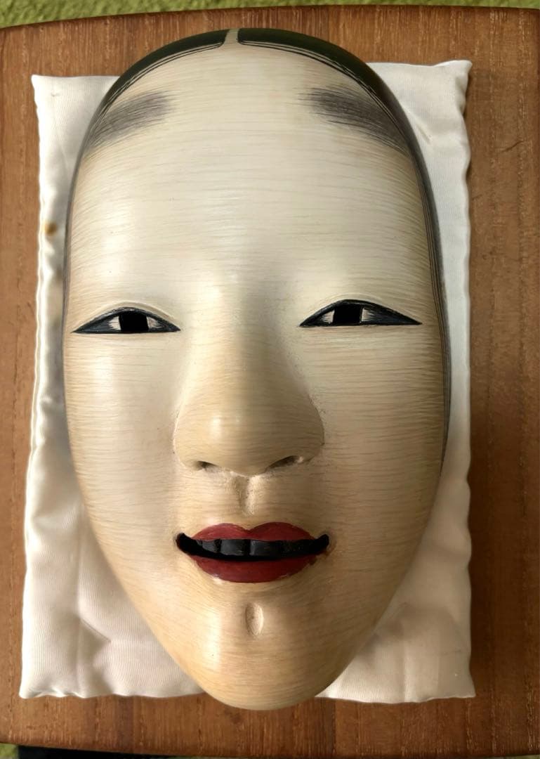 能楽　能面　小面　若女