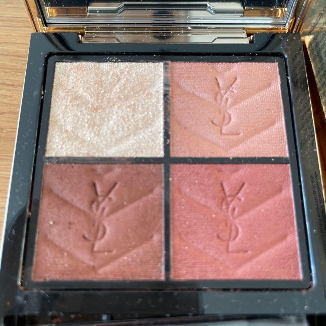 Yves Saint Laurent アイシャドウパレット200