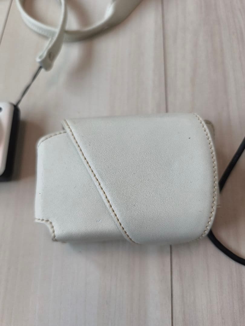 CASIO EXILIM EX-ZR15 7倍ズーム デジタルカメラ