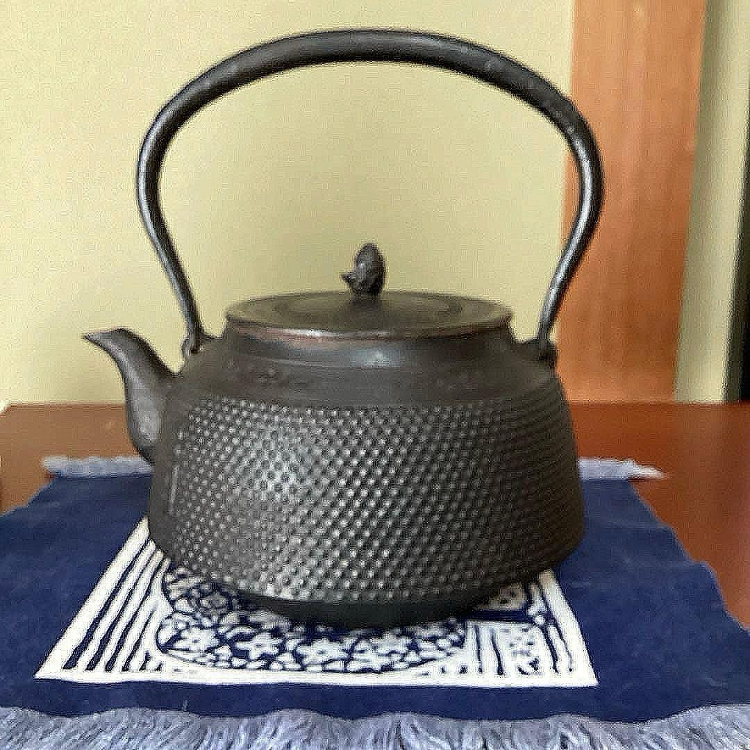 南部鉄瓶　南部鉄器　南部　長寿堂造　鉄瓶