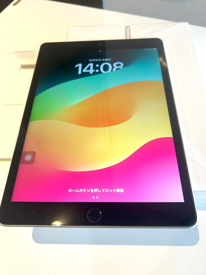 Apple iPad 第9世代 シルバー 本体　超美品