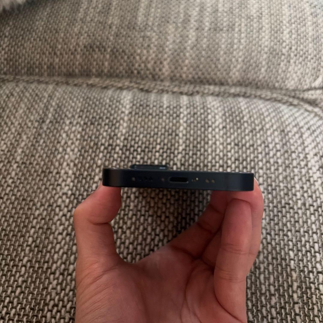 Apple iPhone 13 mini 本体　かなり美品