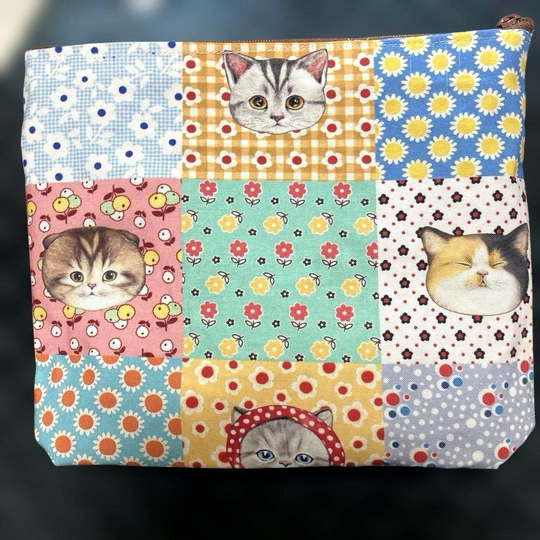 コヤンイサムチョン　猫ちゃんポーチ　　　☆ハンドメイド品☆