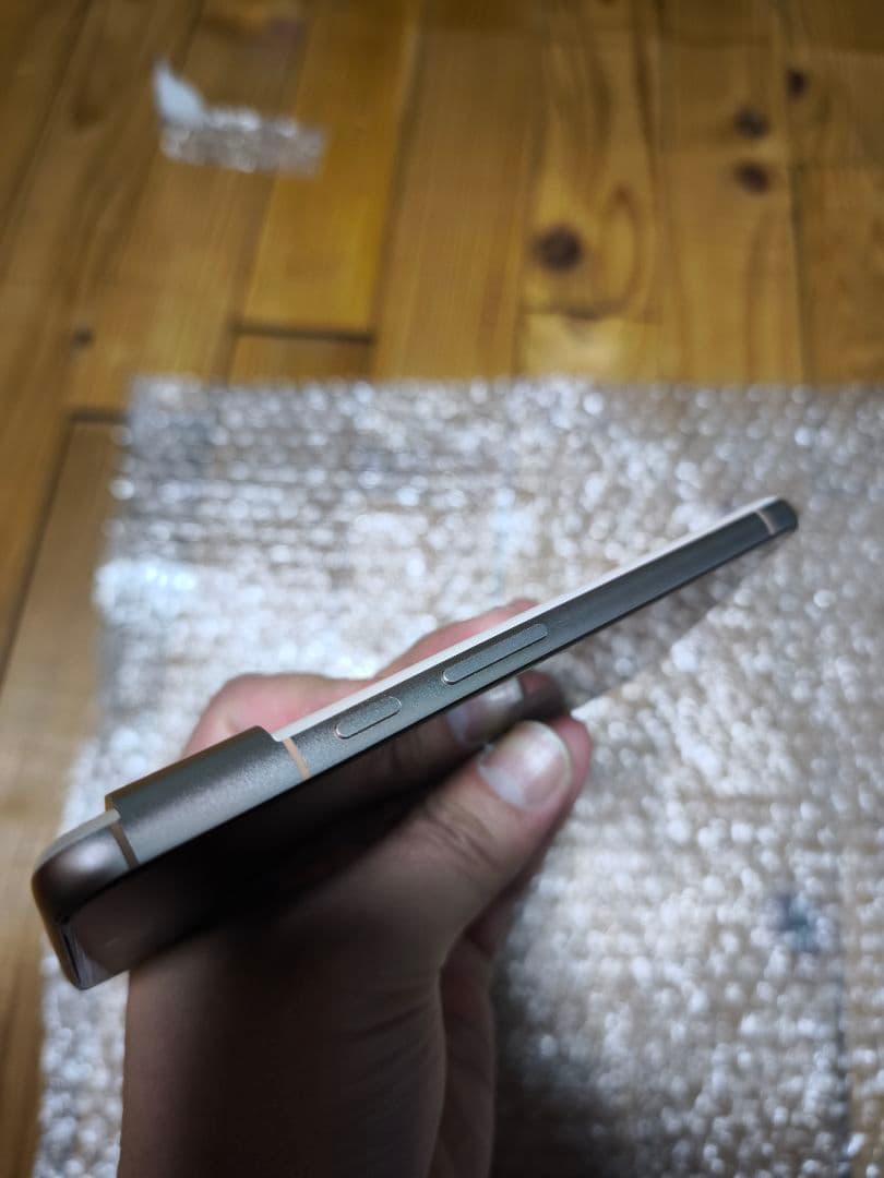 Google Pixel8 Rose ほぼ新品　torrasケース付き