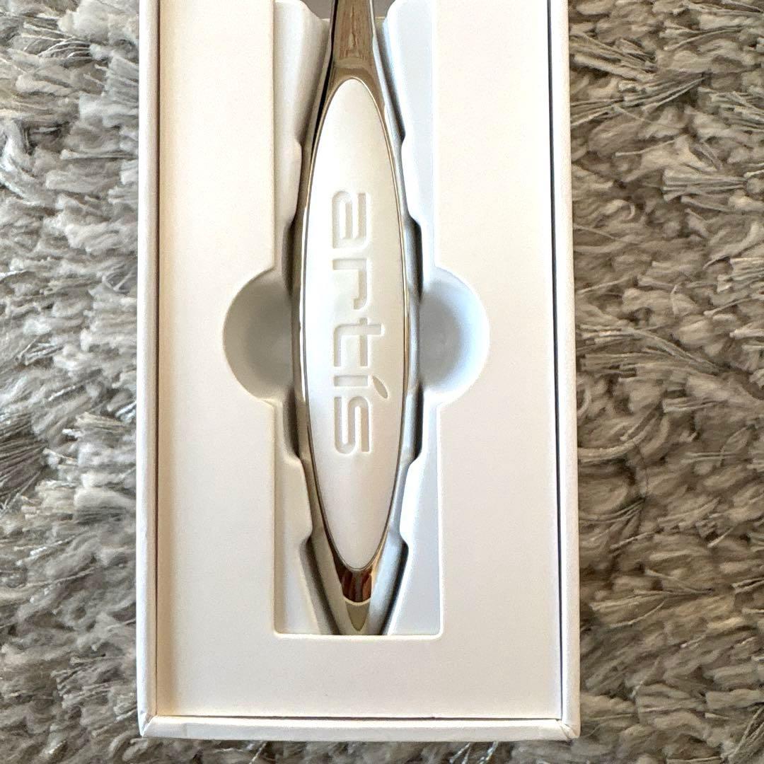 artis Oval7 アーティス ファンデーションブラシ