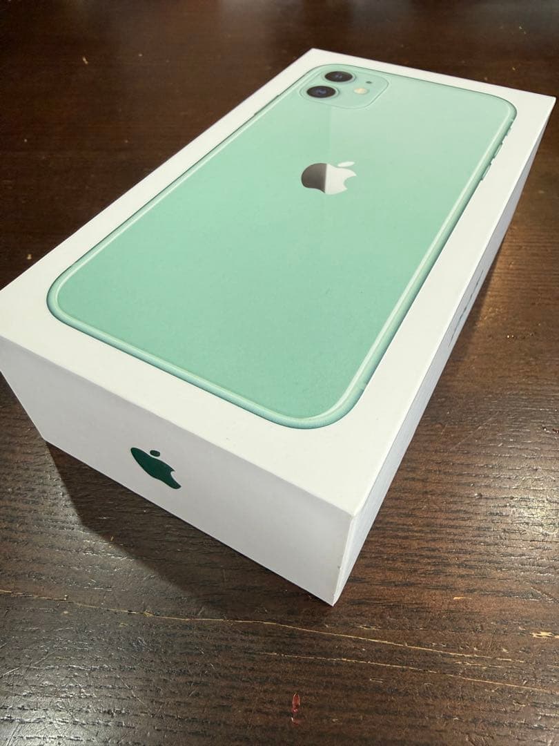 iPhone 11 64Gb グリーン 海外版 SIMフリー