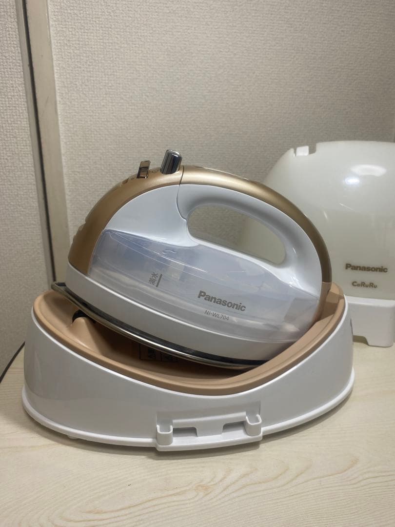 Panasonic パナソニック スチームアイロン NI-WL704