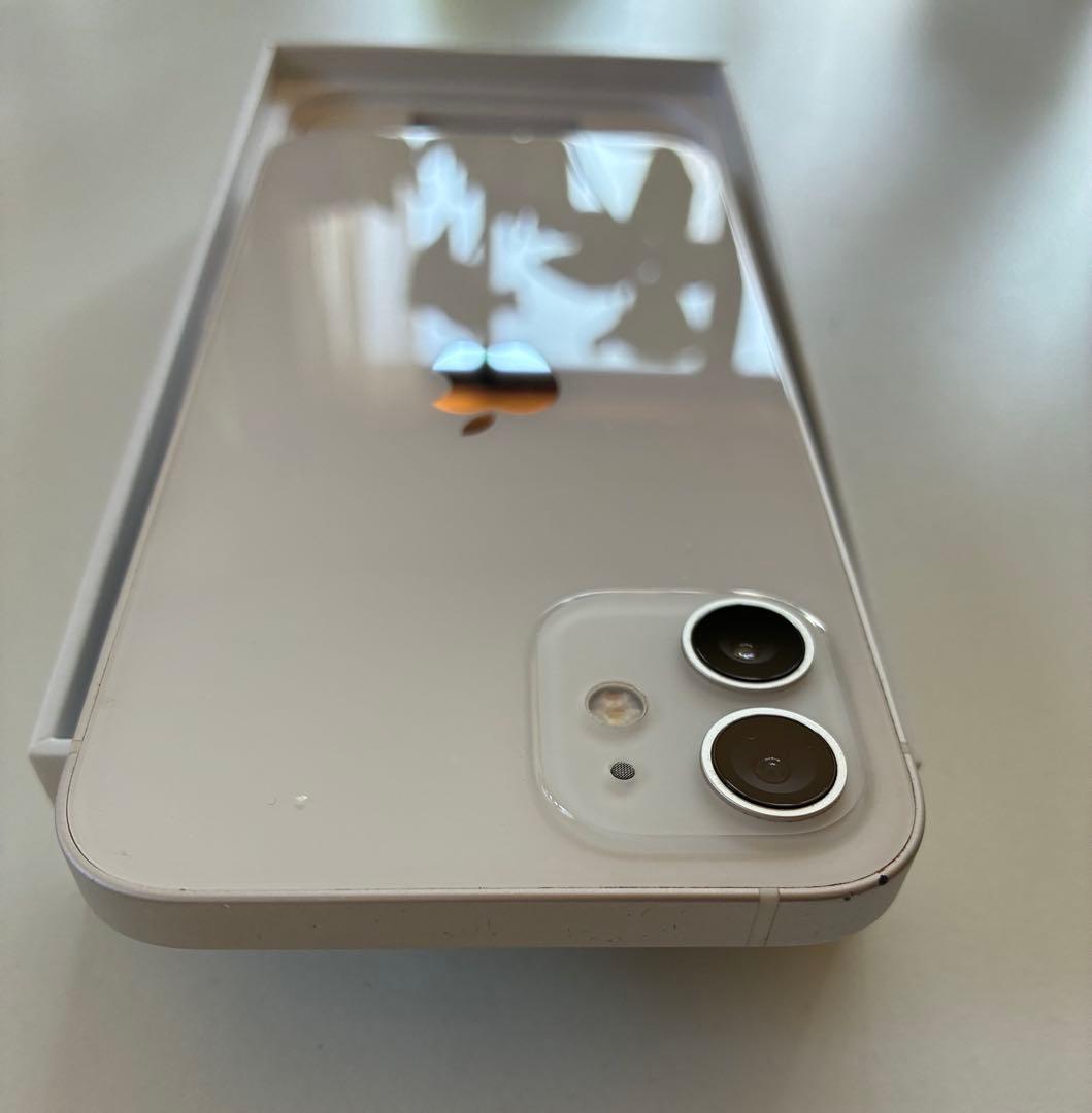 iPhone 12￼ 128GB ホワイトSIMフリー　初期化済み