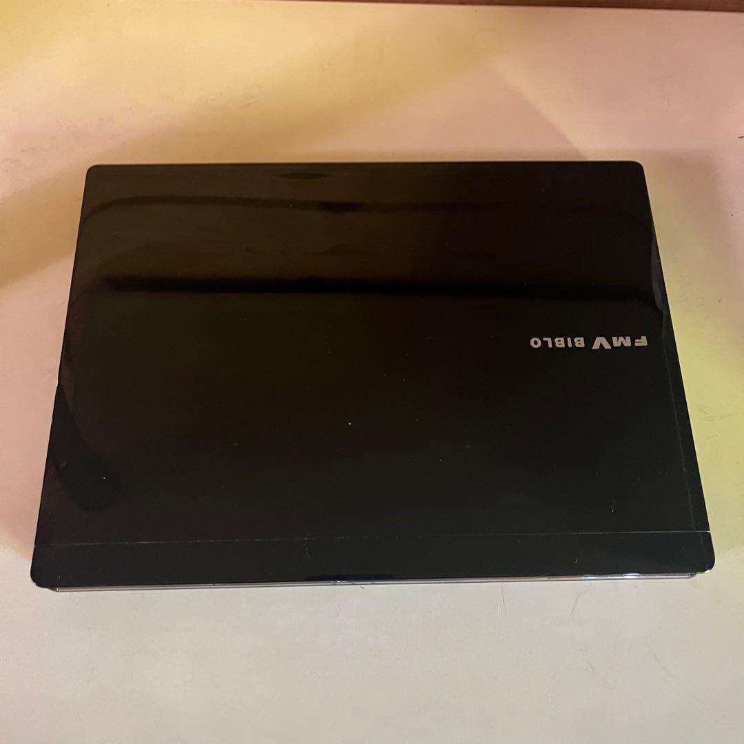 富士通　FMV-BIBLO R/E50N 12.1型　ノートパソコン　ブラック