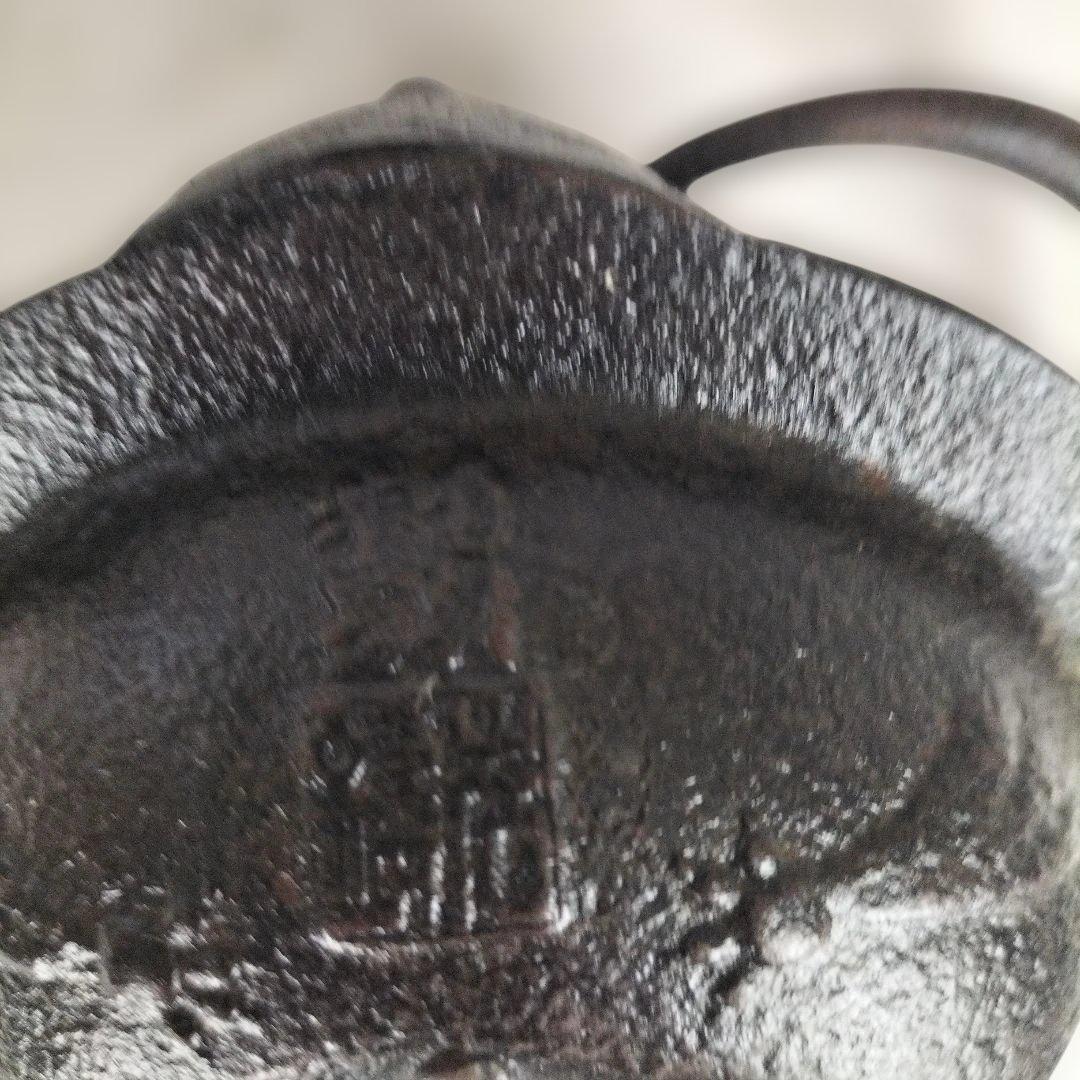 南部鉄器　岩铸，狸　舎香炉(ほやこうろ)　　 　　鉄鍋風鋳物　灰皿　 鋳物セット