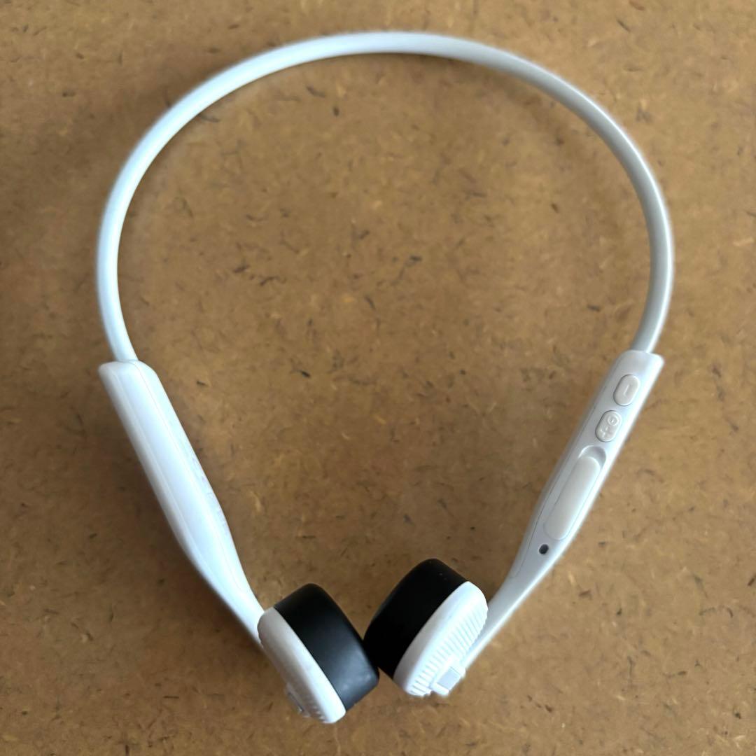 SHOKZ OPENMOVE骨伝導イヤホン ホワイト 白 ワイヤレスイヤホン