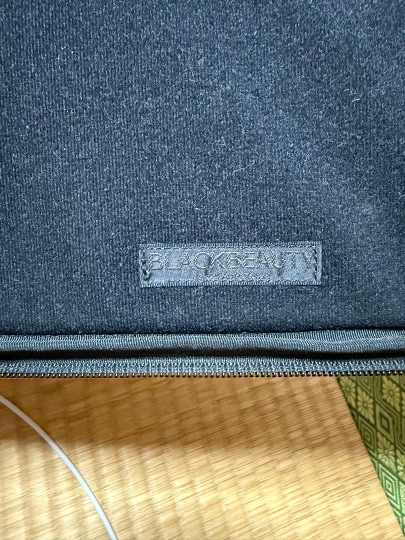 美品ヘッド・ポーターBLACK BEAUTY Laptop CASE11inch
