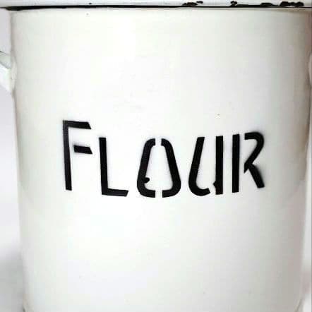 アンティーク ホーロー フラワー缶 FLOUR 白