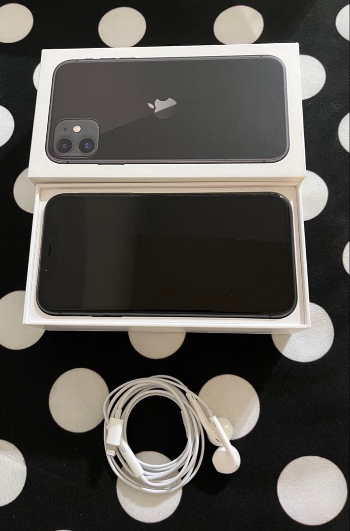 Apple iPhone 11 ブラック 本体 イヤフォン付き
