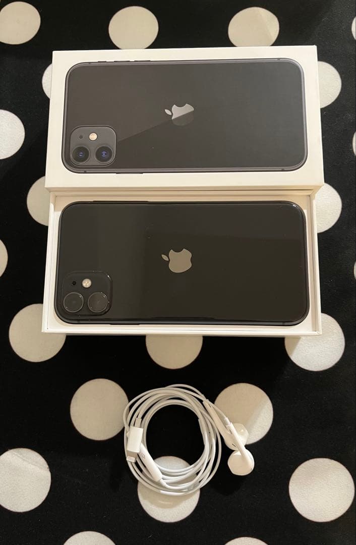 Apple iPhone 11 ブラック 本体 イヤフォン付き