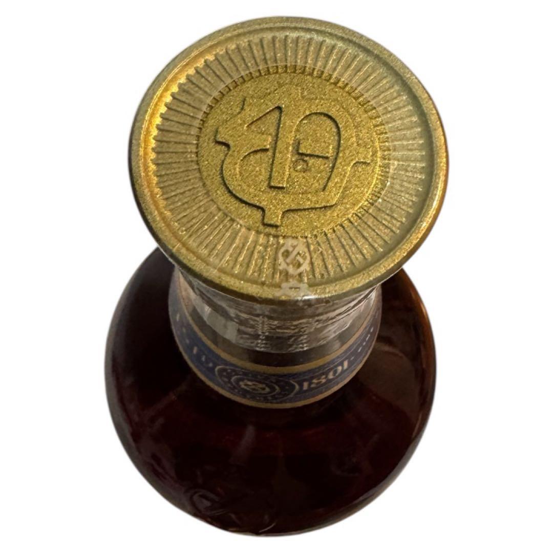 シーバスリーガル 18年 ゴールドシグネチャー 700ml 未開栓