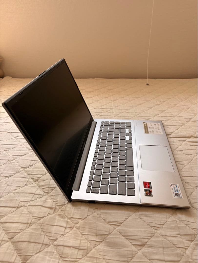 Windowsノート本体 ASUS Vivobook Go 15 E1504FA