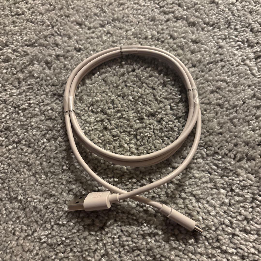 バング&オルフセン　Beosound A1 2nd Gold Tone