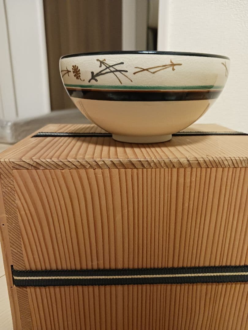 真葛香斎 松葉の絵 数茶碗 4客 共箱 茶道具 眞葛香斎 宮川香斎