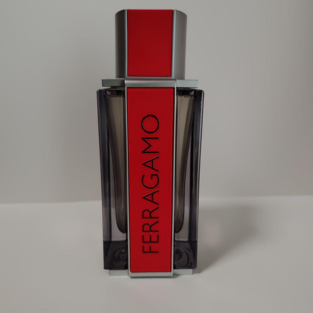 FERRAGAMO レッドレザー　100ml 香水　週末お値下げ！