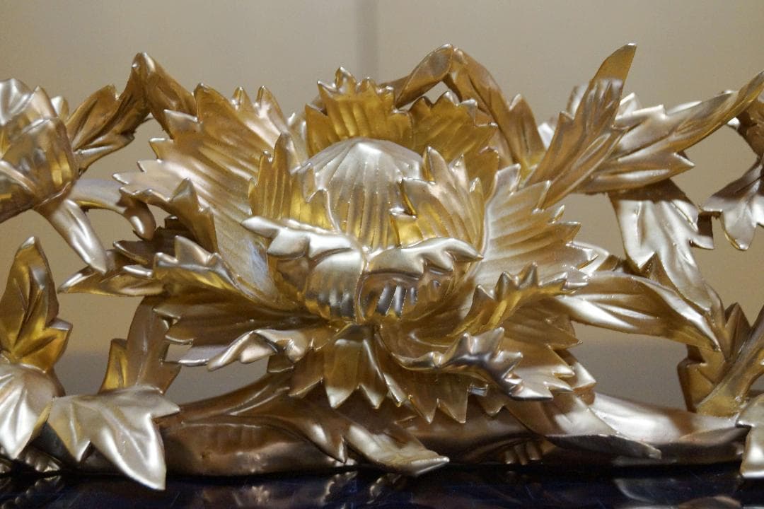 大型木製 透かし彫り『富貴花牡丹図』 金箔塗り 欄間飾りオブジェ横幅70.5cm