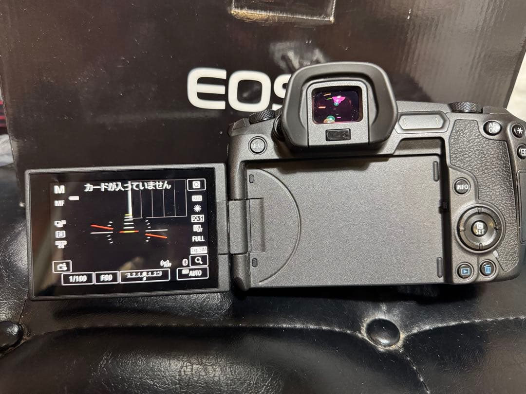 美品　Canon EOS R ボディ　付属品完備