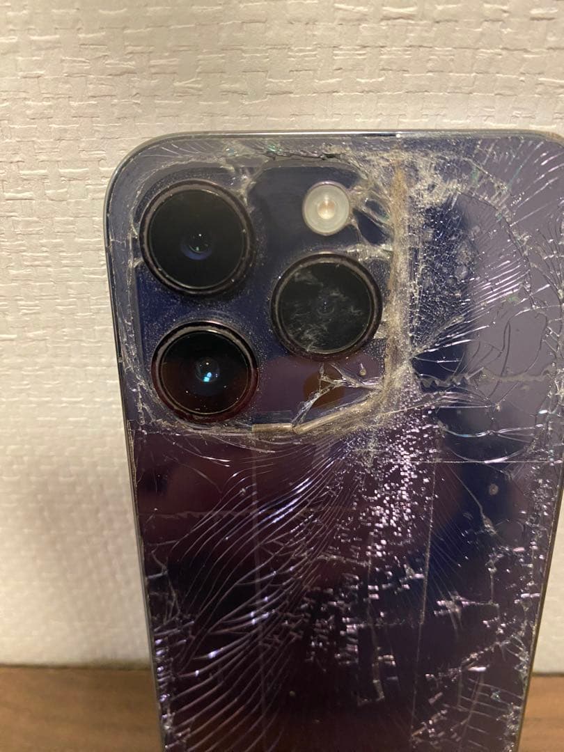 iPhone 14Pro バッテリー容量74%