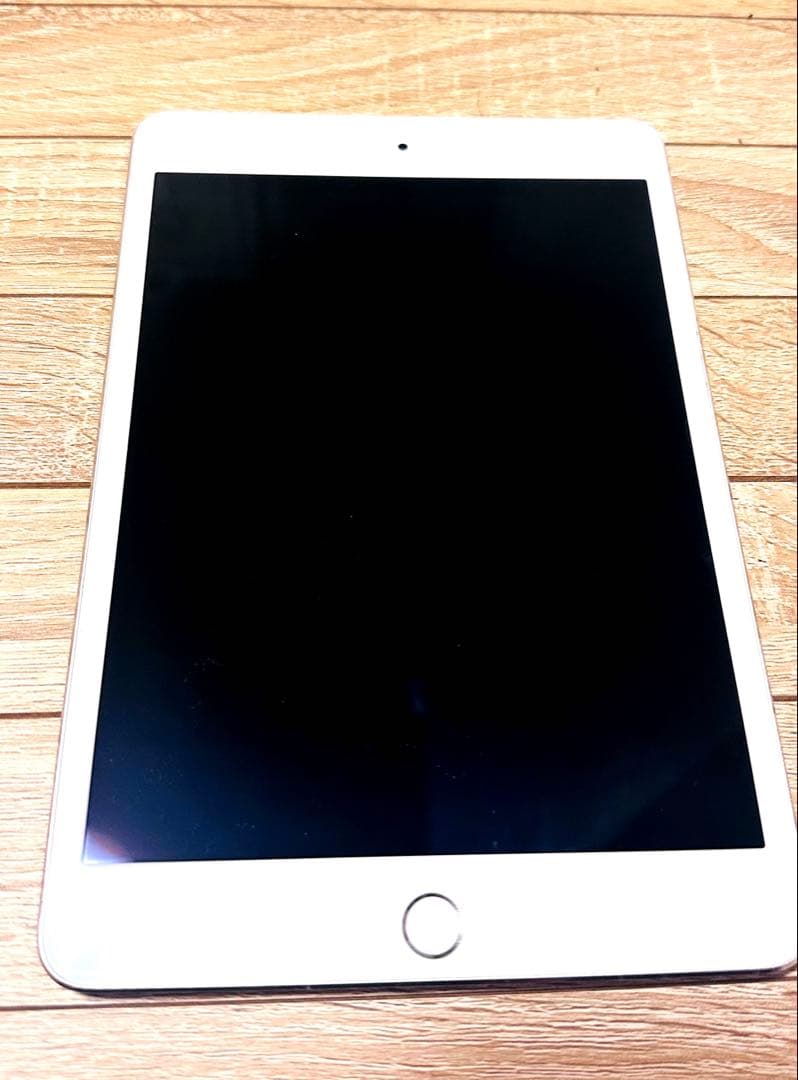 転校生 【美品】iPadmini4 A1550 SIMフリー