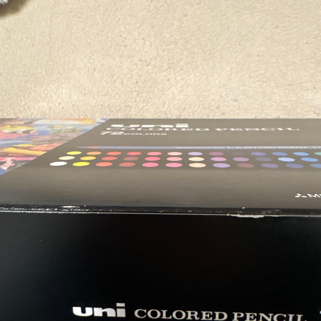 uni 色鉛筆　72色