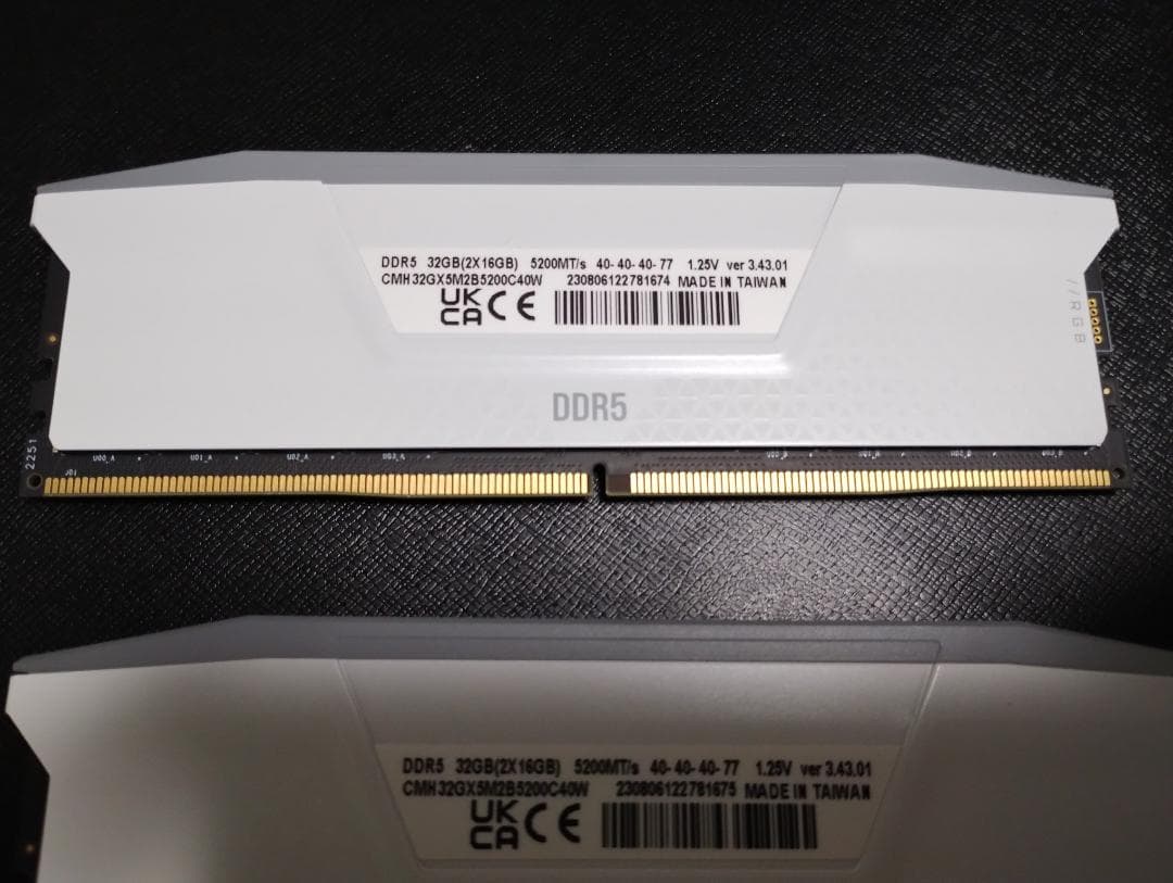 メモリー DDR5 32GB (2x16GB)Corsair Vengeance5200