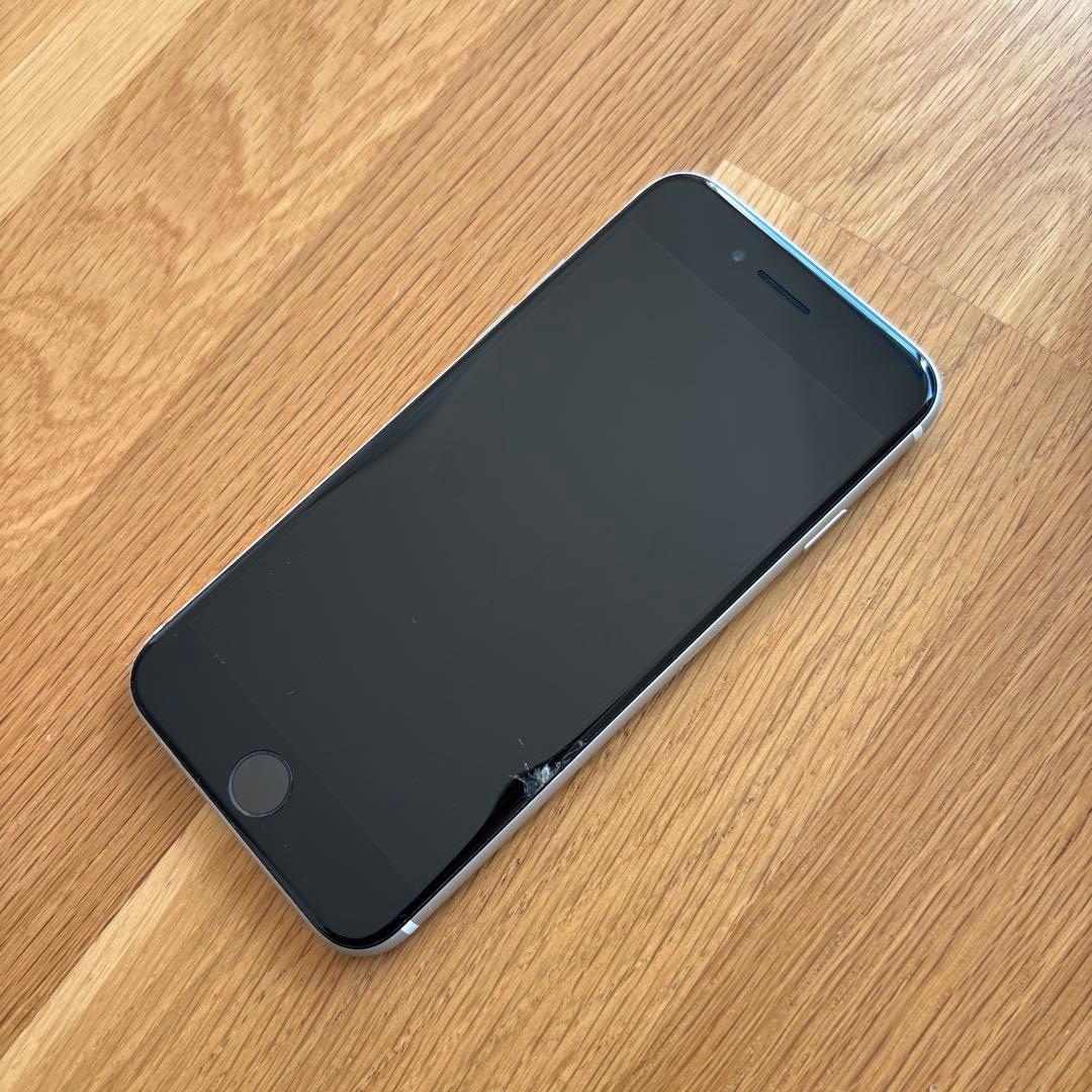 iPhoneSE（第2世代）64G SIMフリー