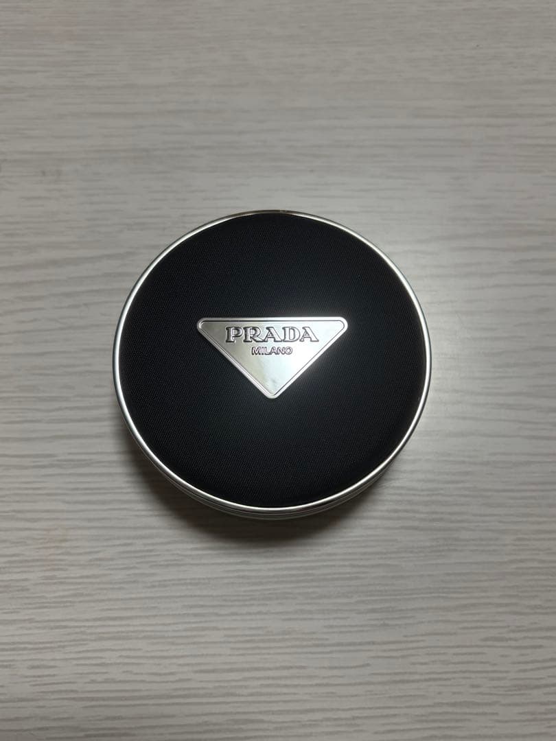 PRADA リヴィール メッシュ クッション ファンデーション LC5 プラダ