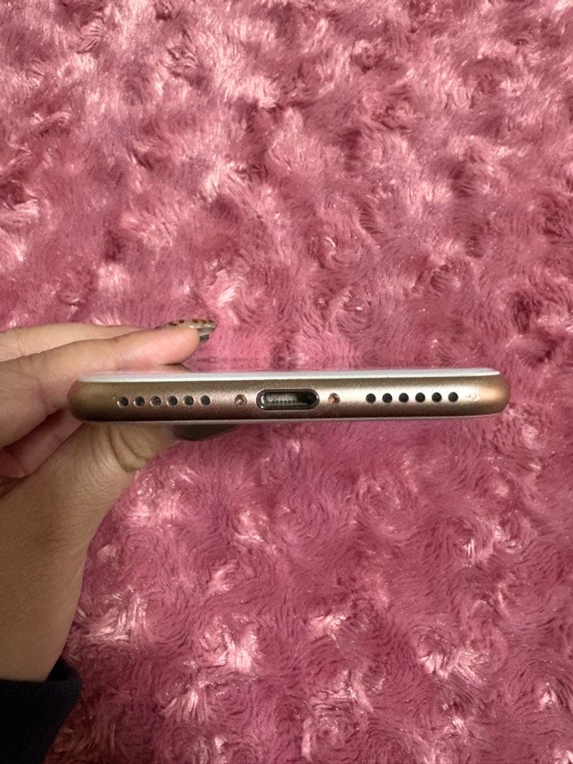 スマートフォン本体 Apple iPhone8