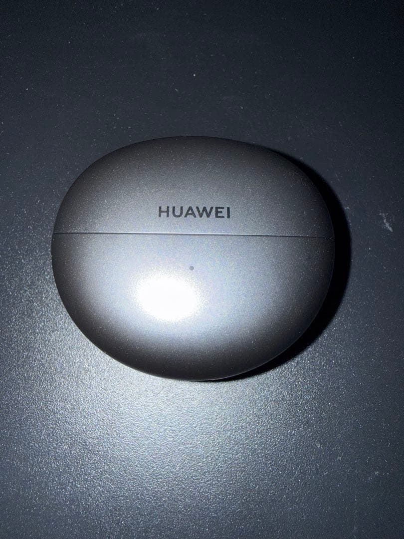 HUAWEI FreeClipワイヤレスイヤホン＋ケース