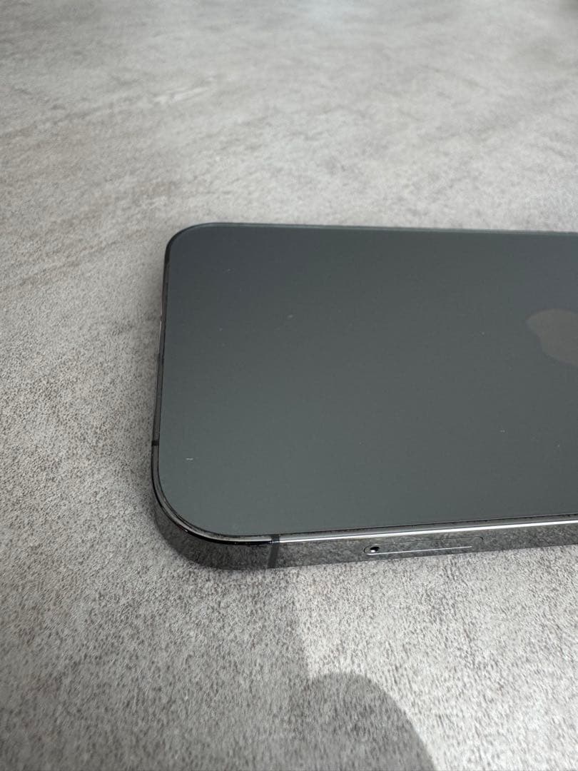 n*7様 【訳あり】Apple iPhone 12 Pro グラファイト 修復歴