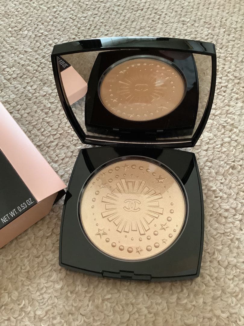 特別限定品CHANELシャネル　ダイヤモンドダストドゥシャネルフェイスパウダー