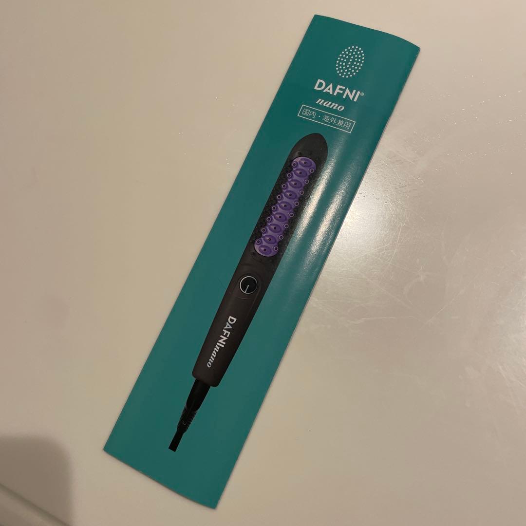 ブラシ型ヘアアイロン　DAFNI nano DH1.6N