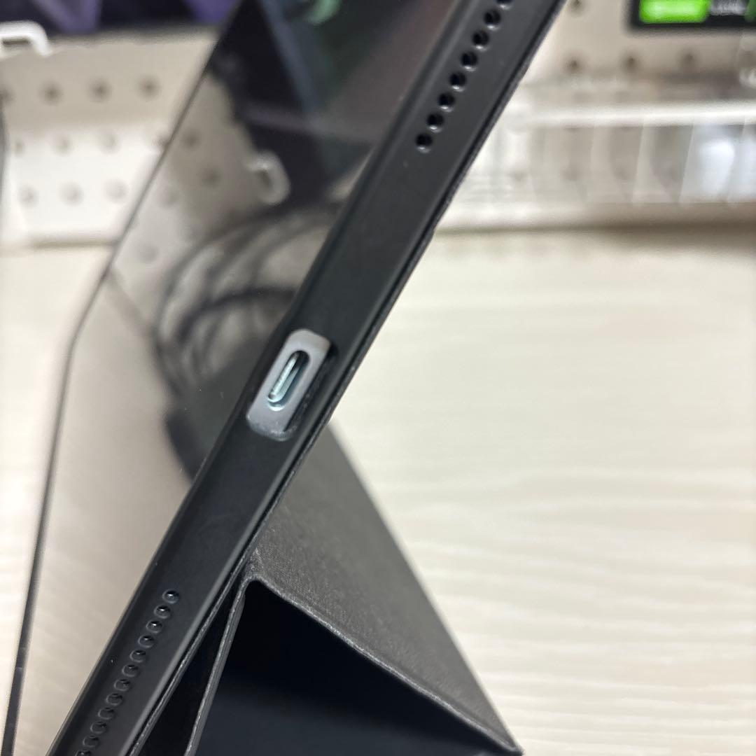 Apple iPad Air シルバー ケース付き