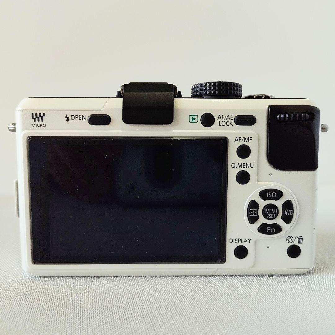 美品 パナソニック LUMIX DMC-GF1 ホワイト パンケーキレンズキット