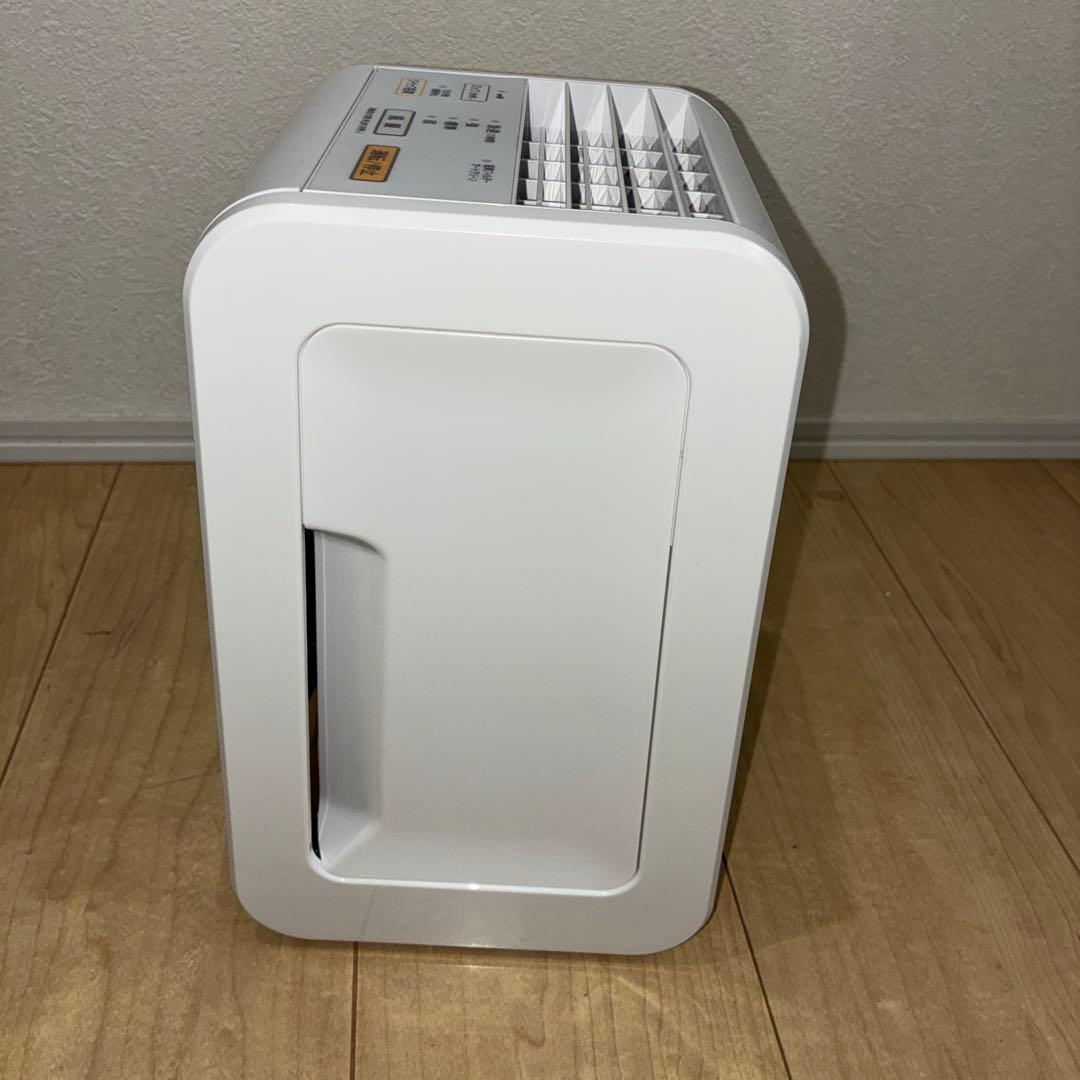 未使用　新品　脱臭機　Plazion　富士通　DAS-15E-W