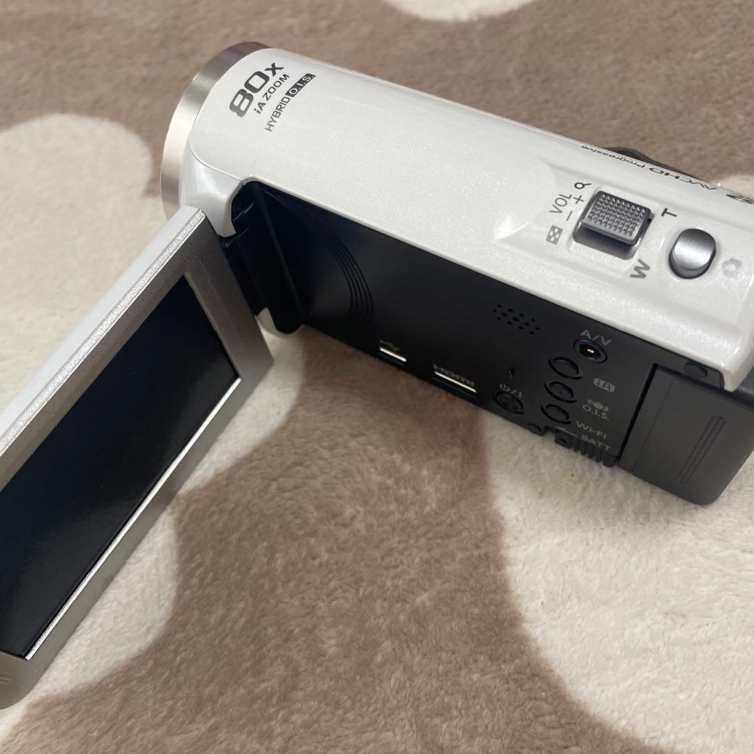 【美品】　Panasonic パナソニック　ビデオカメラ　HC-V520M