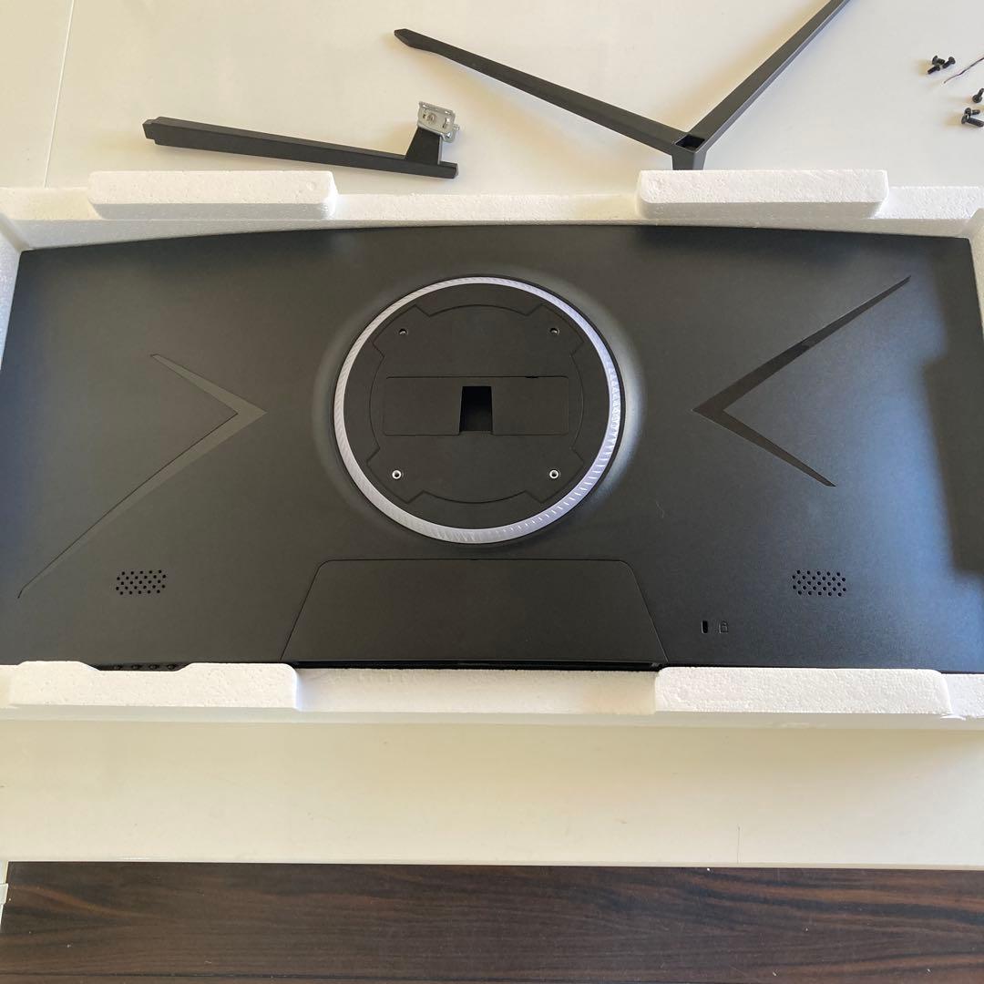 ゲーミングモニター　曲面　30inch