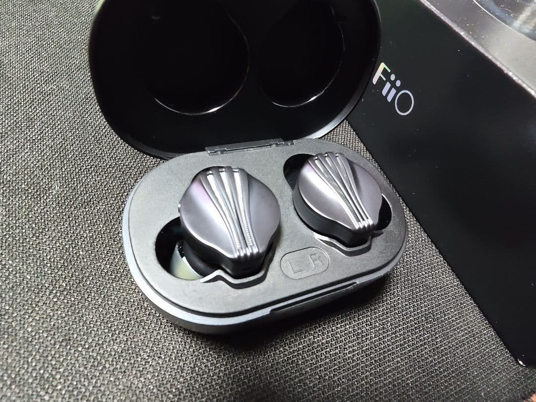 FiiO FW5 ワイヤレスイヤホン ブラック