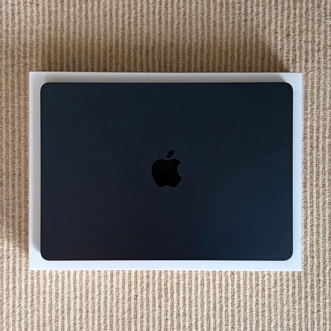 MacBookAir13.6inch 2022 M2 10コアCPU 16GB