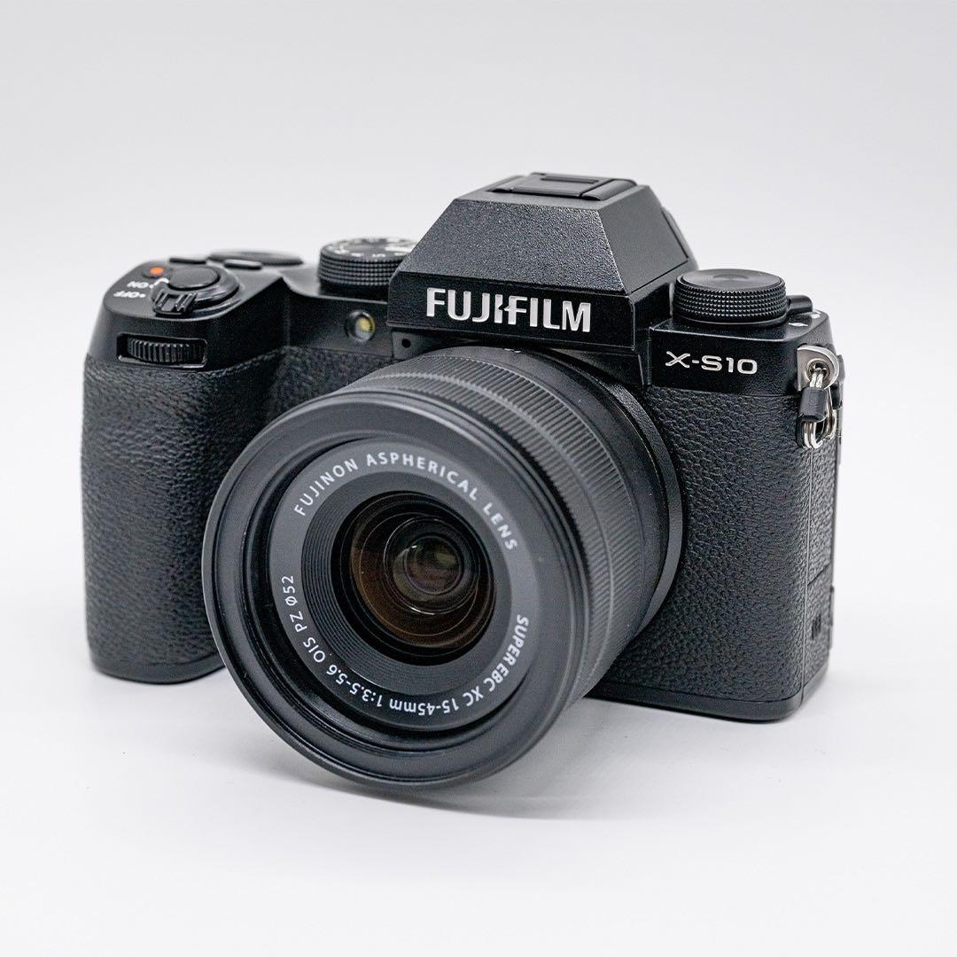 美品 FUJIFILM X-S10 ダブルズーム 元箱○ 電池2個 ショット数少