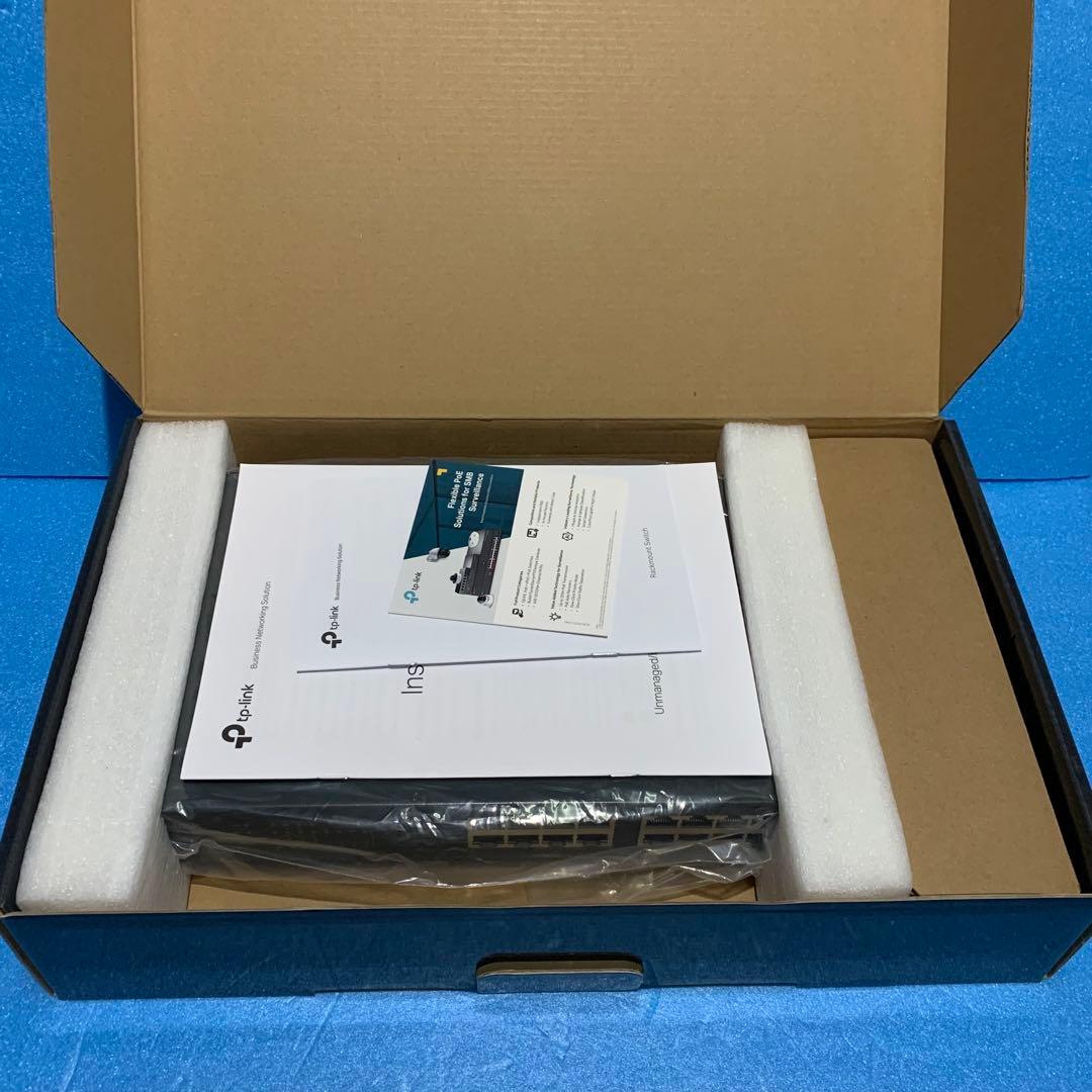①極美品　TP-Link 16ポート PoEハブ TL-SG1016PE
