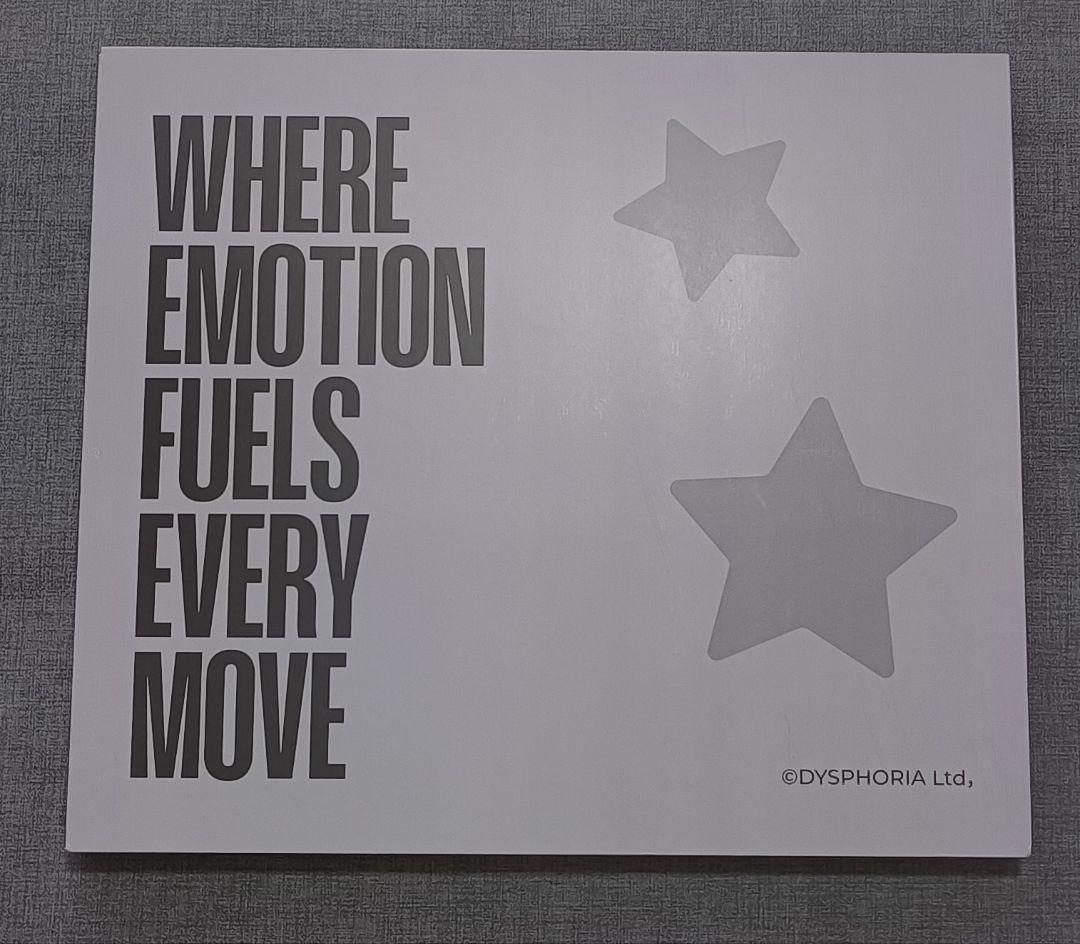 DYSPHORIA NANA ガラスマウスパッド