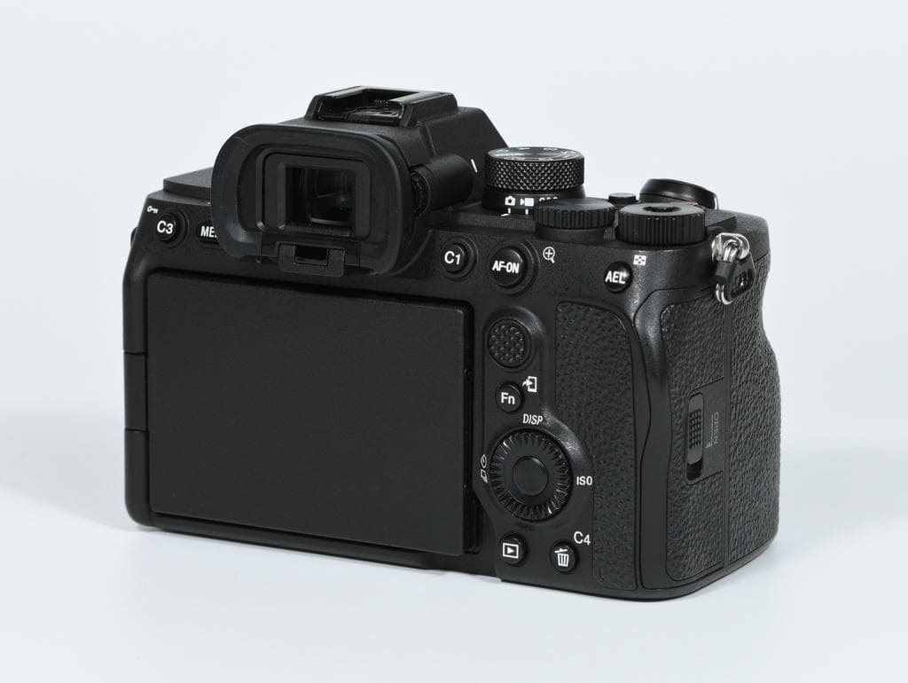 【美品】 ソニー　SONY α7 IV ILCE-7M4 ボディ