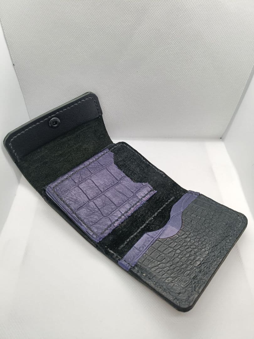 三つ折り財布 ブラック×パープル 新品未使用　ミドルウォレット　本革