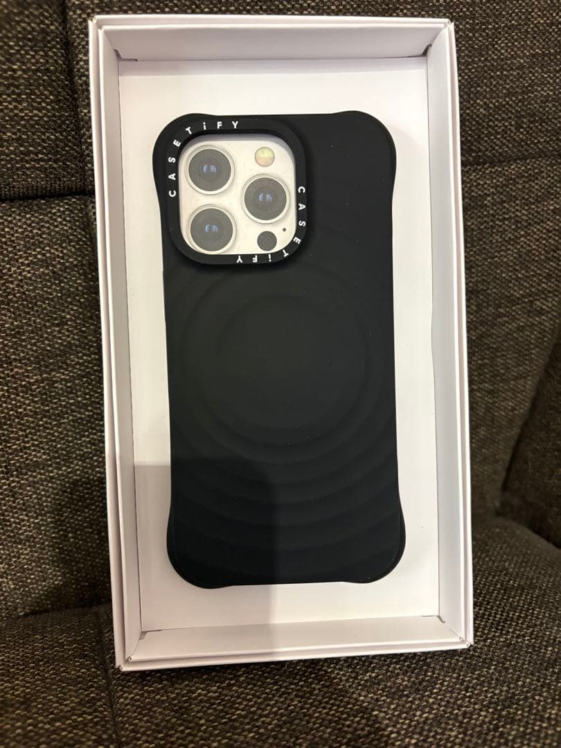 CASETiFY ウェーブシリコンケース ブラック iPhone 16 Pro